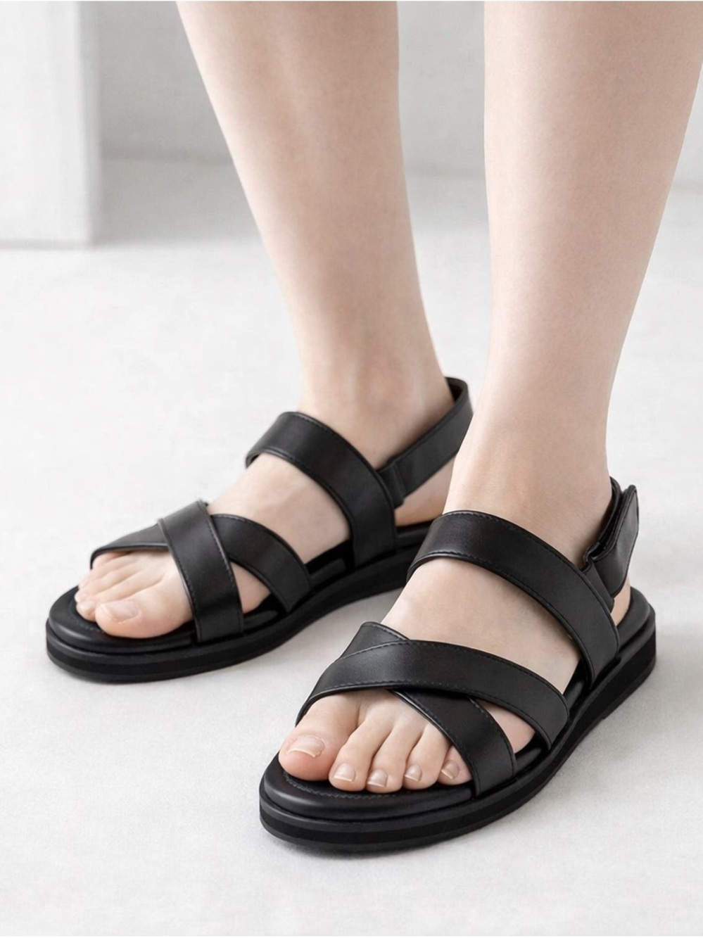Cole Haan Mirabelle Crisscross Sandals 7.5 Black Leather Slingback Comfort NWT
